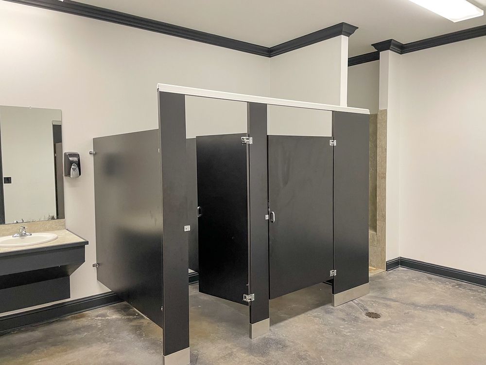 Climate Controlled Office Warehouse near I-12: 10221 Patriot Dr, Baton Rouge, LA 70816